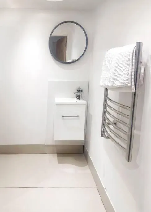 Stylish & Central, Ideal Beach Retreat Brighton Apartamento